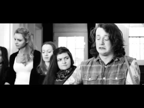 Caro Padre (Live at Vale Studios)